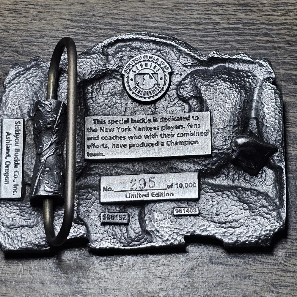 New York Yankees 1998‎ World Champions Pewter Limited Edition Belt Buckle #295